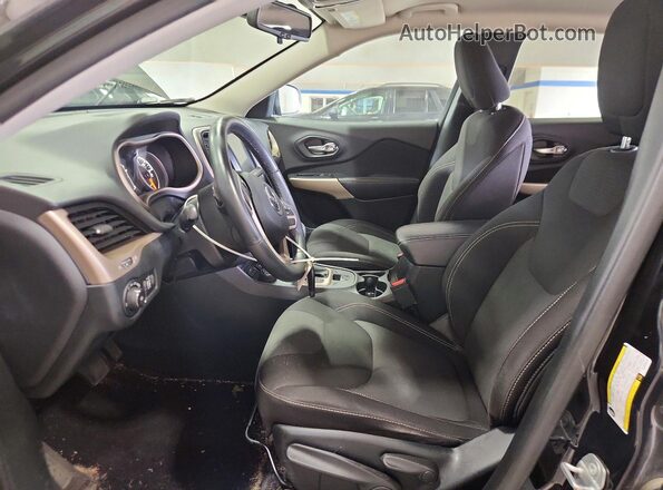 1C4PJMCS5HW634249 2017 JEEP CHEROKEE Black Вид салону спереду