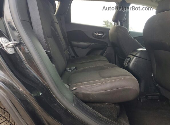 1C4PJMCS6GW147964 2016 JEEP CHEROKEE Black Rear interior view