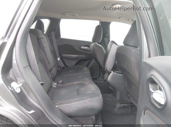 1C4PJMCS6GW227183 2016 JEEP CHEROKEE Gray VIN sticker view