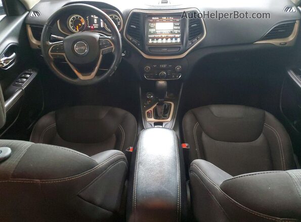 1C4PJMCS6HW532250 2017 JEEP CHEROKEE Black Вид панелі приладів