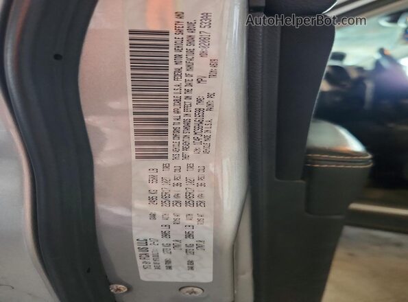 1C4PJMCS6HW616598 2017 JEEP CHEROKEE Silver 360 interior view
