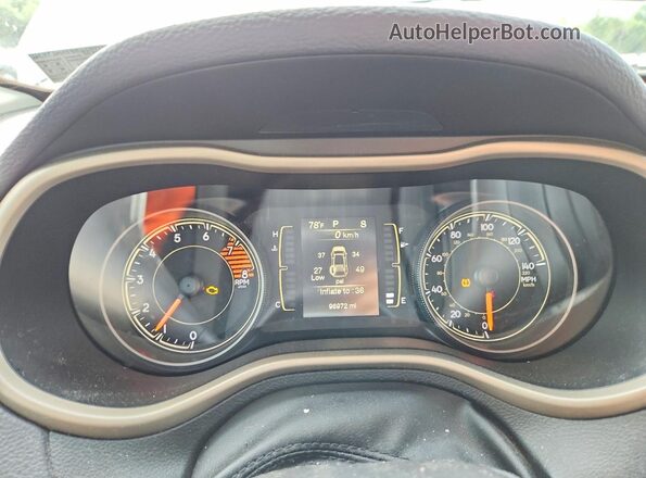 1C4PJMCS8HW589873 2017 JEEP CHEROKEE Black Widok zestawu wskaźników