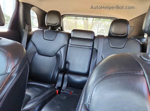 1C4PJMCS9HW636554 2017 JEEP CHEROKEE Black Widok tylnych siedzeń
