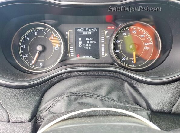 1C4PJMCX0KD400924 2019 JEEP CHEROKEE Black Widok zestawu wskaźników