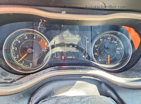 1C4PJMCX1JD586679 2018 JEEP CHEROKEE Gray Instrument cluster view