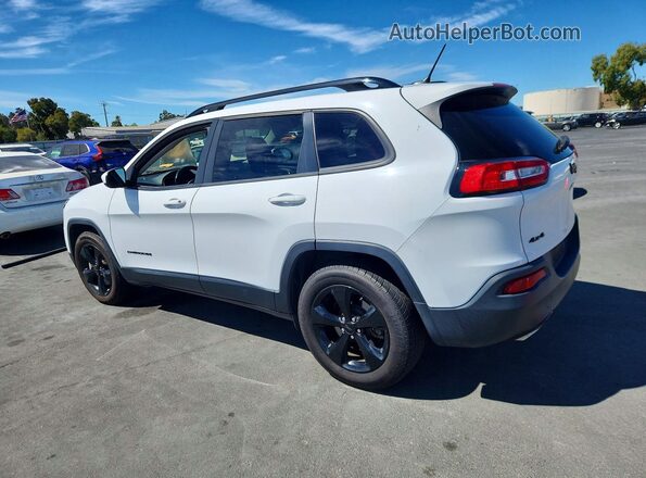 1C4PJMCX2JD509268 2018 JEEP CHEROKEE White Rear right