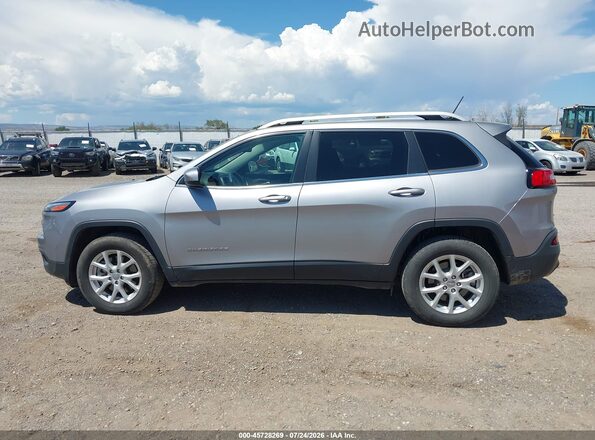 1C4PJMCX2JD585539 2018 JEEP CHEROKEE Silver Widok wnętrza 360 stopni