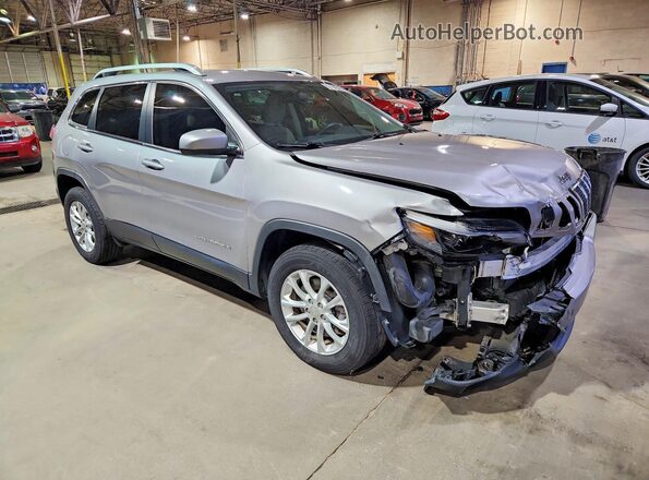 1C4PJMCX2KD396942 2019 JEEP CHEROKEE Серебряный Передняя правая четверть