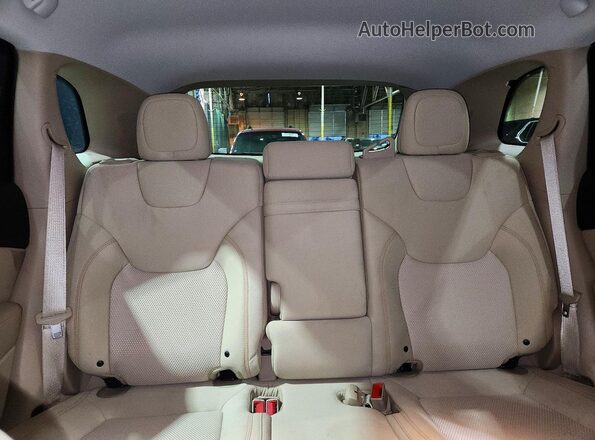 1C4PJMCX2KD396942 2019 JEEP CHEROKEE Серебряный Вид задних сидений