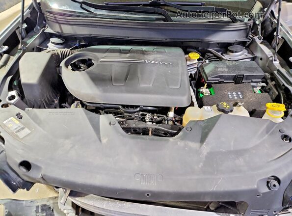 1C4PJMCX2KD396942 2019 JEEP CHEROKEE Серебряный Вид подкапотного пространства
