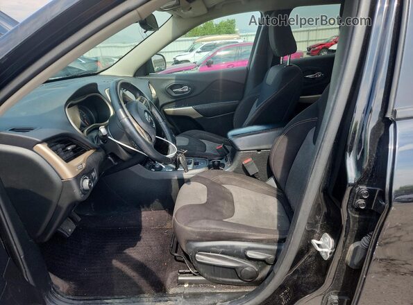 1C4PJMCX4JD541672 2018 JEEP CHEROKEE Black Front interior view