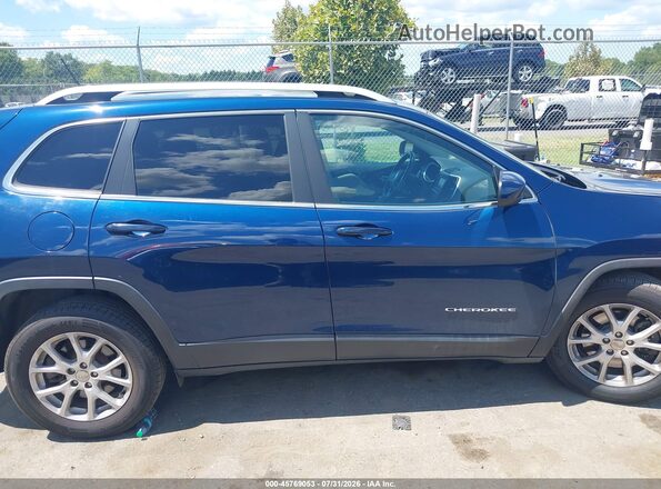 1C4PJMCX5JD547898 2018 JEEP CHEROKEE Blue Rear interior view