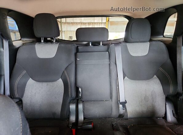 1C4PJMCX6JD571739 2018 JEEP CHEROKEE Белый Вид задних сидений