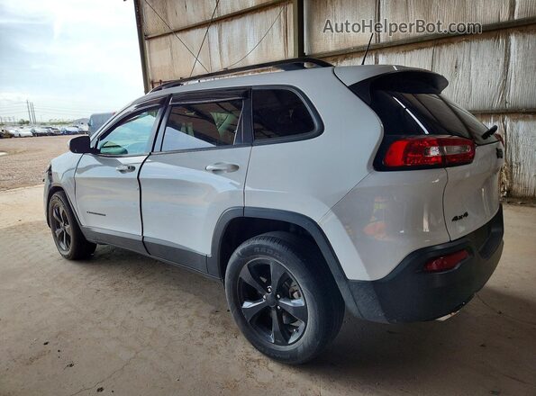 1C4PJMCX6JD571739 2018 JEEP CHEROKEE Белый Задняя левая четверть