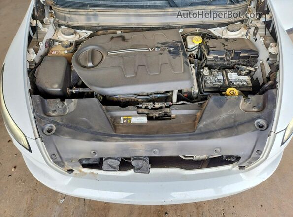 1C4PJMCX6JD571739 2018 JEEP CHEROKEE Белый Вид подкапотного пространства