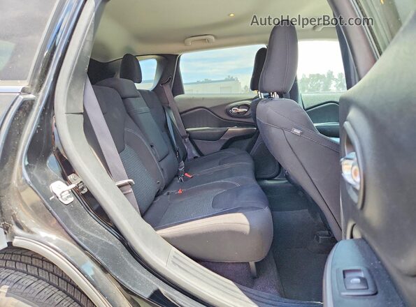 1C4PJMCX8KD218954 2019 JEEP CHEROKEE Черный Вид задней части салона
