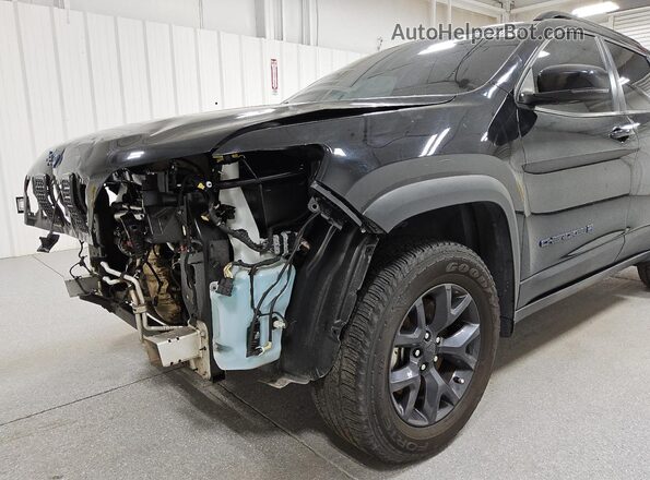 1C4PJMCX8KD441138 2019 JEEP CHEROKEE Black 