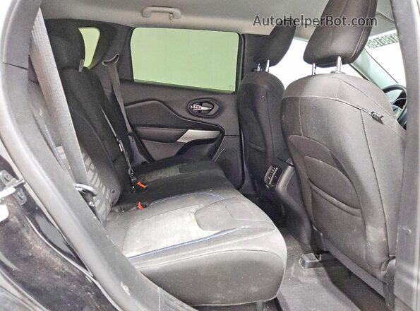1C4PJMCX8KD441138 2019 JEEP CHEROKEE Black Widok wnętrza z tyłu
