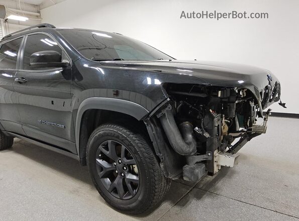 1C4PJMCX8KD441138 2019 JEEP CHEROKEE Black 