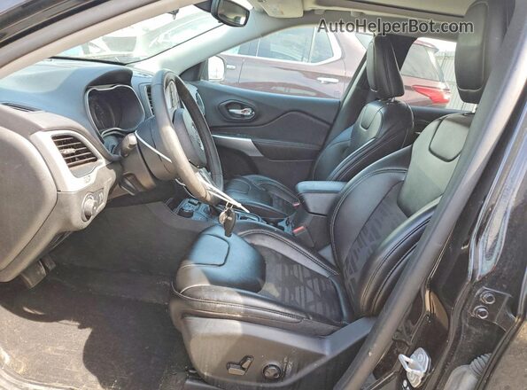 1C4PJMCX9ND556030 2022 JEEP CHEROKEE Черный Вид салона спереди