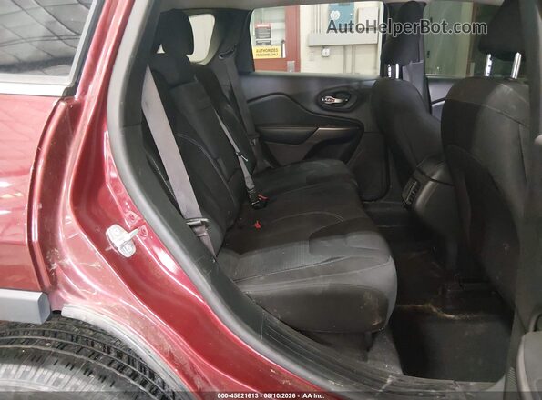 1C4PJMCXXKD281375 2019 JEEP CHEROKEE Red Widok naklejki z numerem VIN