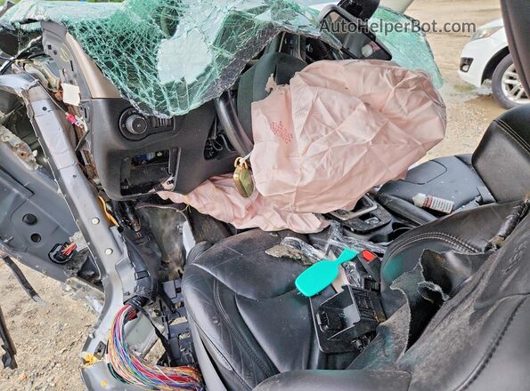 1C4PJMDB0HW543338 2017 JEEP CHEROKEE Silver Առջևի վահանակի տեսք