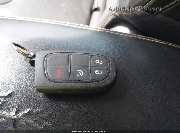 1C4PJMDB2GW185352 2016 JEEP CHEROKEE Черный Вид панели приборов