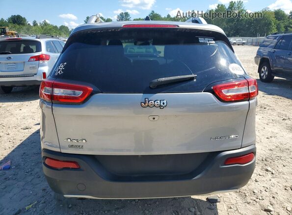 1C4PJMDB8HW512077 2017 JEEP CHEROKEE Silver Հետևի տեսք