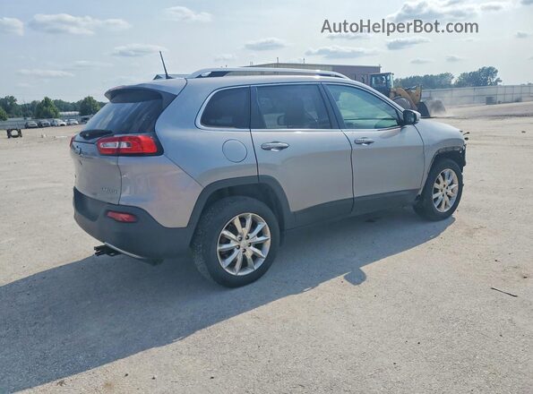 1C4PJMDB8HW639573 2017 JEEP CHEROKEE Silver Tył prawy