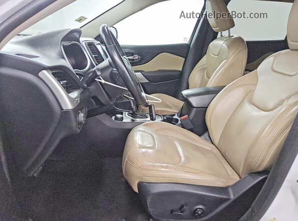 1C4PJMDB9JD548913 2018 JEEP CHEROKEE White Widok wnętrza z przodu