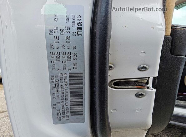 1C4PJMDB9JD548913 2018 JEEP CHEROKEE White Widok komory silnika