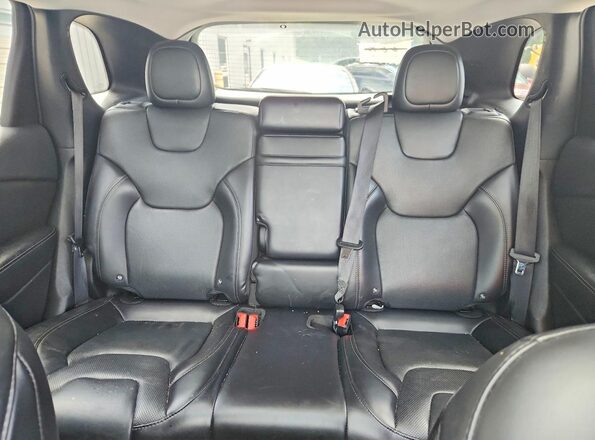 1C4PJMDN1KD163003 2019 JEEP CHEROKEE Серебряный Вид задних сидений