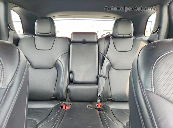 1C4PJMDN2LD548393 2020 JEEP CHEROKEE Gray Rear seats view