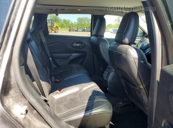 1C4PJMDN2LD592247 2020 JEEP CHEROKEE Gray Rear interior view