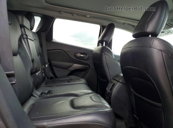 1C4PJMDN3KD178893 2019 JEEP CHEROKEE Gray Rear interior view