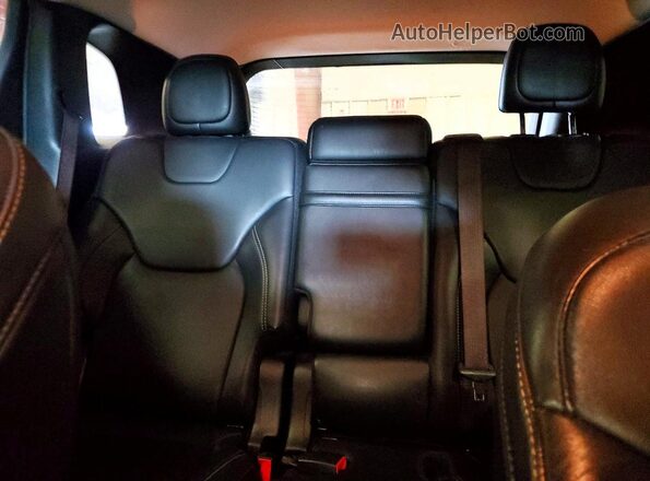 1C4PJMDS2GW344466 2016 JEEP CHEROKEE Black Widok tylnych siedzeń