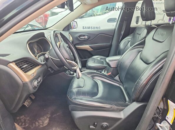 1C4PJMDS2HW569634 2017 JEEP CHEROKEE Black Вид салону спереду