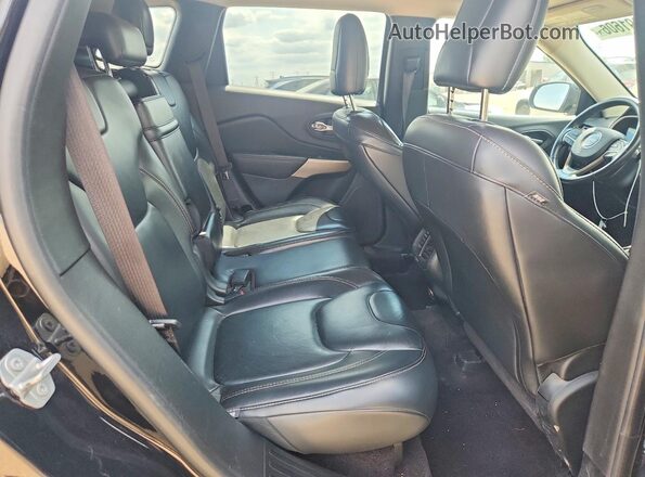 1C4PJMDS2HW569634 2017 JEEP CHEROKEE Black Вид задніх сидінь
