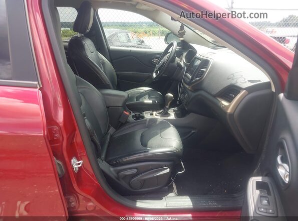 1C4PJMDS5GW301739 2016 JEEP CHEROKEE Red Front interior view