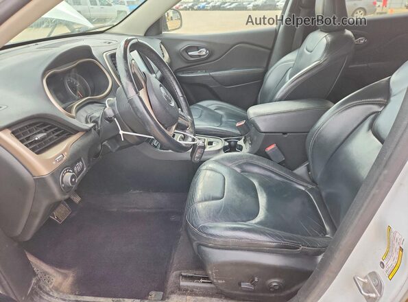 1C4PJMDSXGW374802 2016 JEEP CHEROKEE White Widok wnętrza z przodu