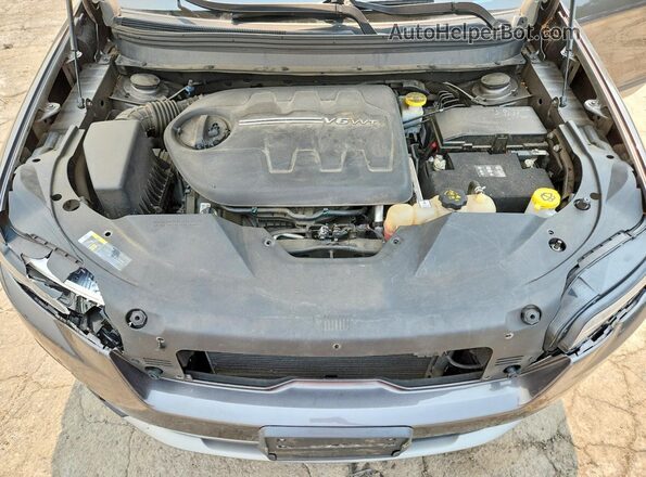 1C4PJMDX2KD124745 2019 JEEP CHEROKEE Gray Vista del compartimento del motor