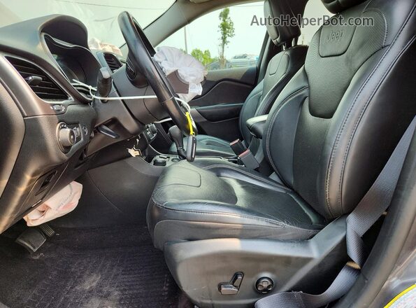 1C4PJMDX2KD124745 2019 JEEP CHEROKEE Gray Vista interior delantera