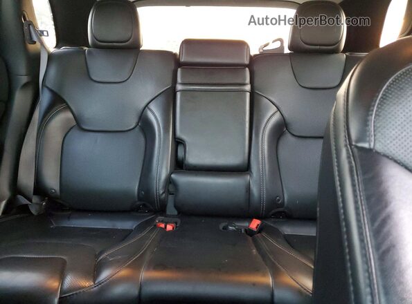 1C4PJMDX2KD236591 2019 JEEP CHEROKEE Красный Вид задних сидений