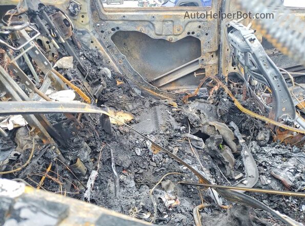 1C4PJMDX2KD383476 2019 JEEP CHEROKEE Серебряный Вид задней части салона