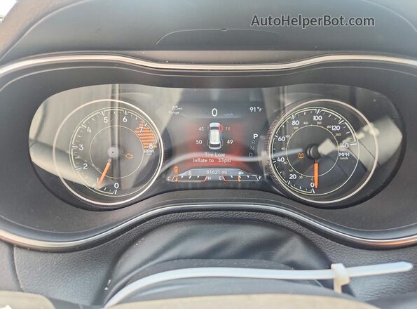 1C4PJMDX3KD344069 2019 JEEP CHEROKEE White Widok zestawu wskaźników