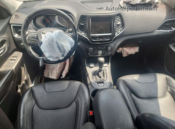 1C4PJMDX3LD563003 2020 JEEP CHEROKEE Gray Widok deski rozdzielczej