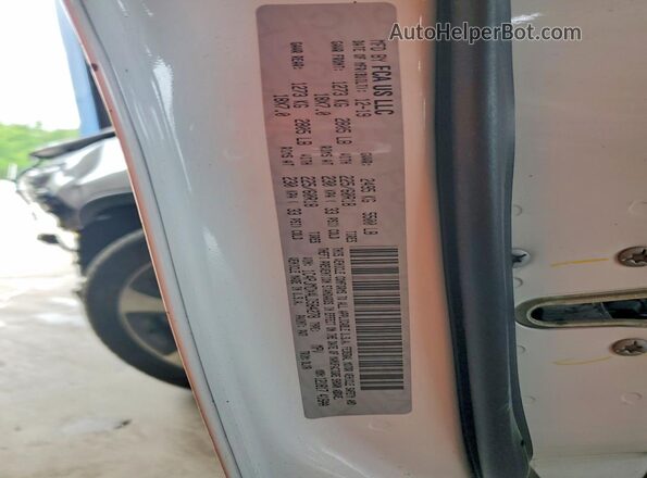 1C4PJMDX4LD584278 2020 JEEP CHEROKEE White Widok wnętrza 360 stopni