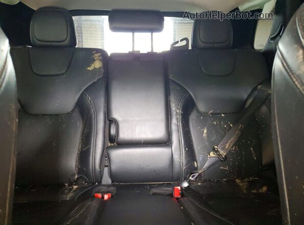 1C4PJMDX4LD584278 2020 JEEP CHEROKEE White Widok tylnych siedzeń