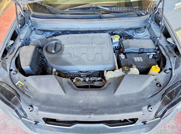 1C4PJMDX4MD176283 2021 JEEP CHEROKEE Silver Widok komory silnika