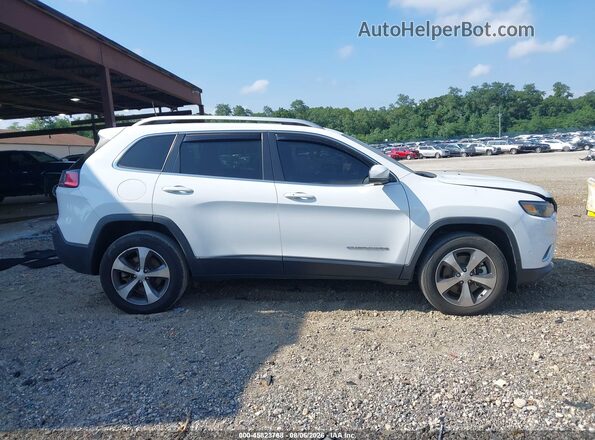 1C4PJMDX4MD209315 2021 JEEP CHEROKEE White Rear interior view
